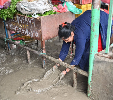 बल्खु तरकारी बजार डुबानमा, डेढ करोड रुपैयाँभन्दा धेरैको तरकारी क्षति  